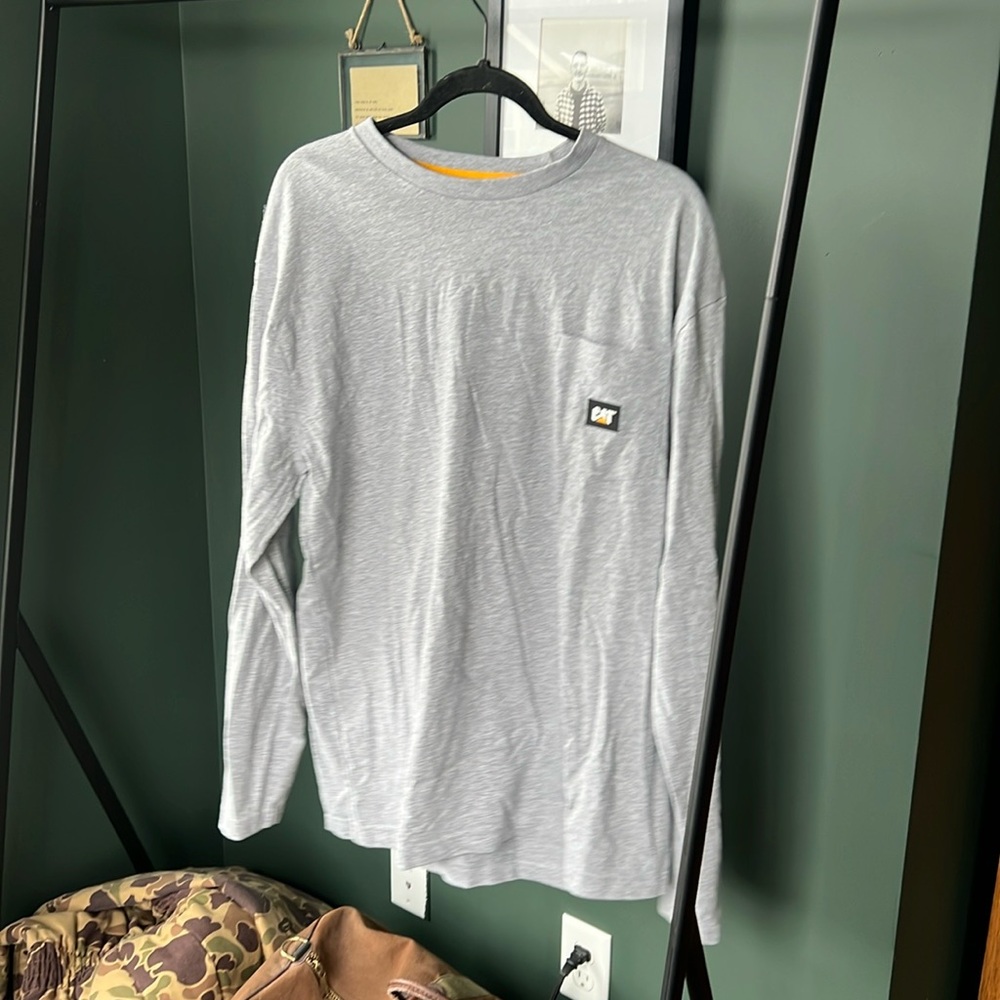 CAT men’s longsleeve